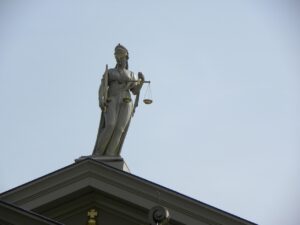 借金の裁判所呼び出しに対する対処法は？