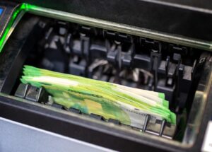 債務整理におけるリボ払いの救済方法は？