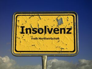 債務整理を未成年名義で行う場合の借金解決方法は？