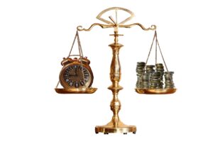 債務整理を依頼する際の弁護士費用の相場はどれくらい？