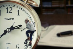 自己破産を2回目申請する際の条件は何ですか？